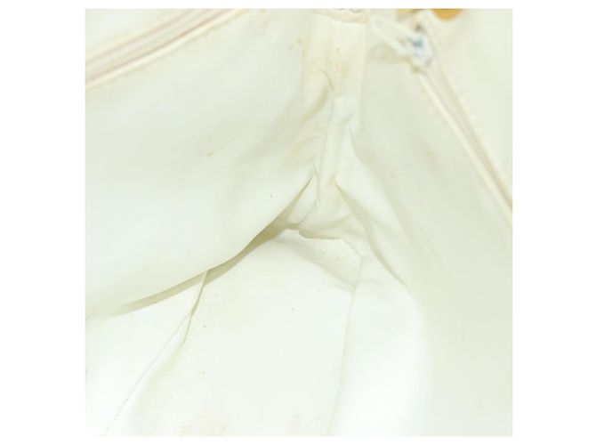 Borsa a tracolla CHANEL Matelasse con catena in pelle bianca CC Auth 77469 Bianco - vista 18
