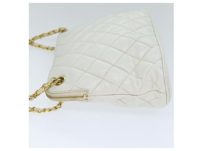 Borsa a tracolla CHANEL Matelasse con catena in pelle bianca CC Auth 77469 Bianco - vista 3