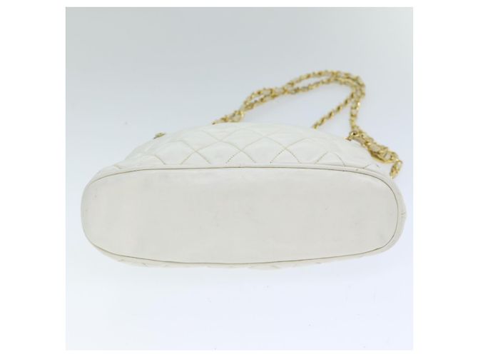 Borsa a tracolla CHANEL Matelasse con catena in pelle bianca CC Auth 77469 Bianco - vista 5