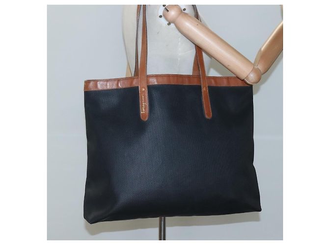 Borsa Tote Salvatore Ferragamo PVC Pelle Nero Oro Auth ar13392 - vista 22