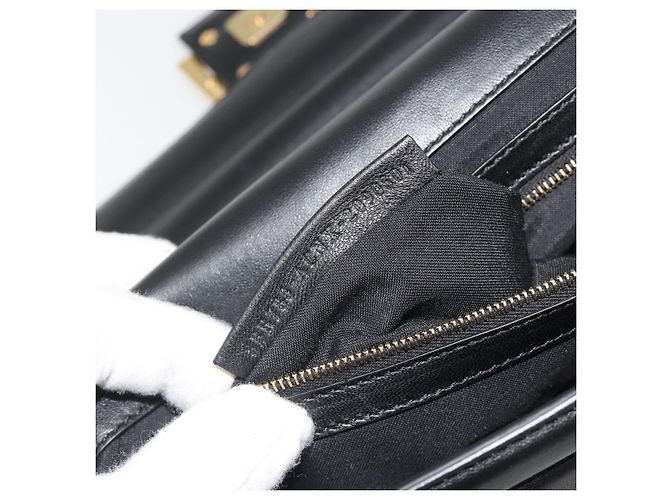 Borsa a tracolla FENDI baguette con catena in pelle nera e oro Auth yk20513SAV Nero D'oro - vista 11
