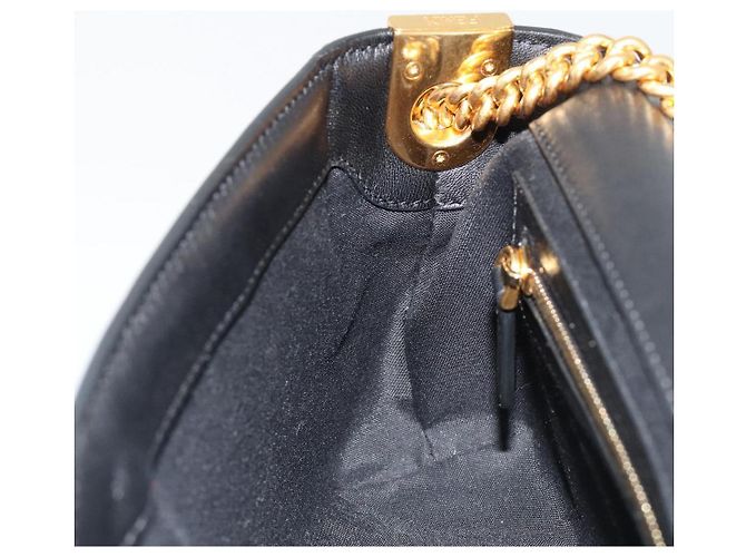 Borsa a tracolla FENDI baguette con catena in pelle nera e oro Auth yk20513SAV Nero D'oro - vista 23