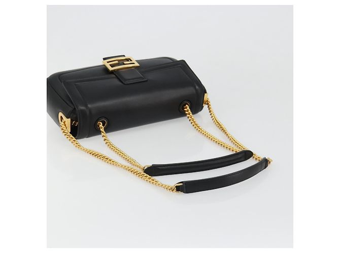 Borsa a tracolla FENDI baguette con catena in pelle nera e oro Auth yk20513SAV Nero D'oro - vista 7