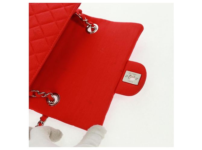 Borsa a tracolla CHANEL Matelasse 20 con catena in cotone rosso e CC argento Auth 167964SAV - vista 17