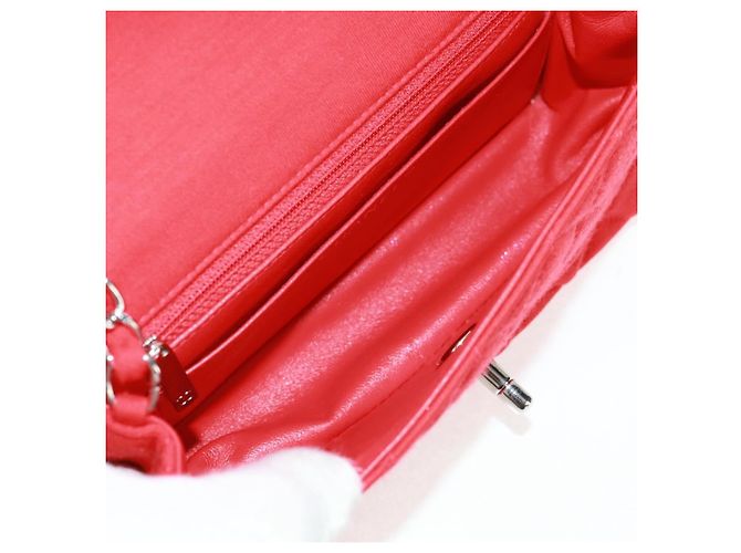 Borsa a tracolla CHANEL Matelasse 20 con catena in cotone rosso e CC argento Auth 167964SAV - vista 19