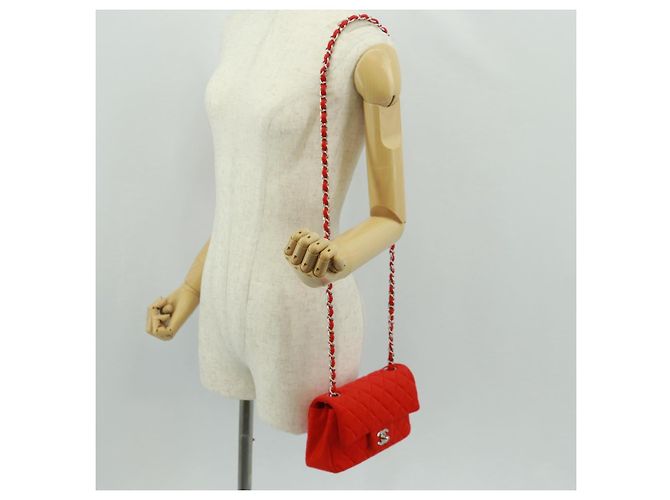 Borsa a tracolla CHANEL Matelasse 20 con catena in cotone rosso e CC argento Auth 167964SAV - vista 27