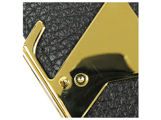 Louis Vuitton Capucines Langbeutel aus Taurillon-Leder in Schwarz - Ansicht 12