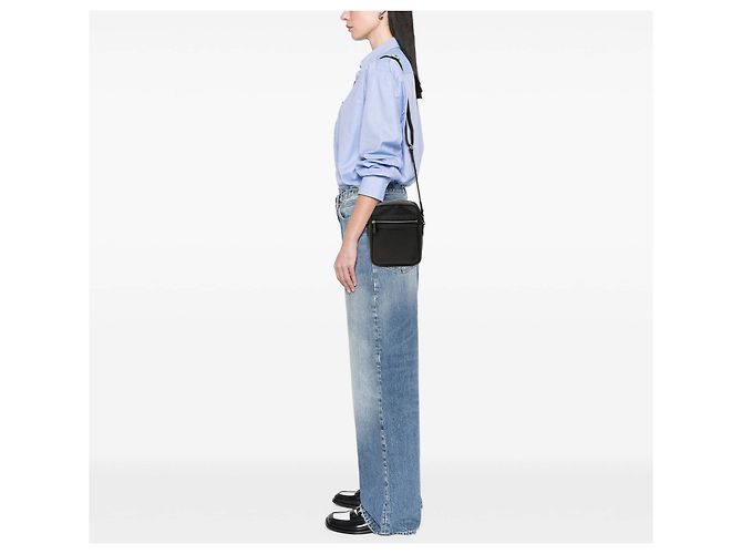 Bolso bandolera Louis Vuitton Taiga Dimitri Negro - vista 7