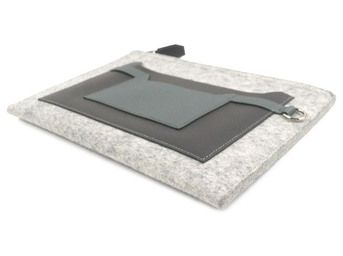 Borsa a pochette Hermès Toodoo 29 in Epsom e feltro grigio - vista 3