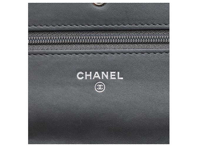Borsa a tracolla Chanel CC Quilted Patent Wallet On Chain Grigia Grigio - vista 5