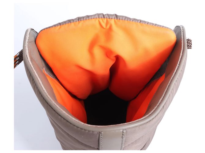 Botas de cano curto Hermès Fresh em nylon e couro, Greige, Tamanho EU 38 Cinza - vista 13