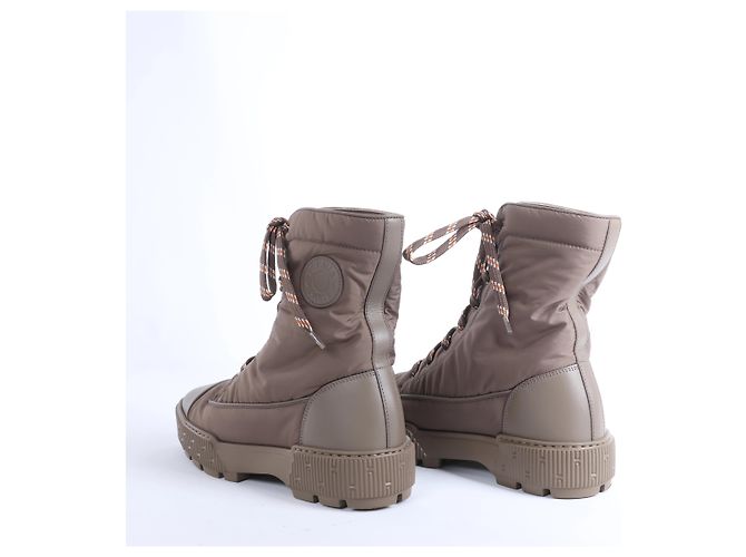 Botas de cano curto Hermès Fresh em nylon e couro, Greige, Tamanho EU 38 Cinza - vista 8
