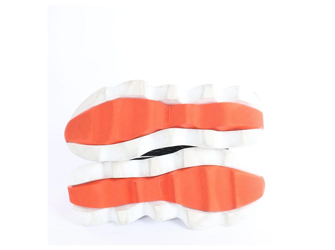Hermès Eclair Stoff-Sneaker in Schwarz x Orange 221892Z, Größe EU 43 - Ansicht 10