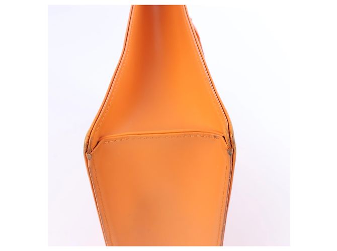 Louis Vuitton Sac Plat PM Epi Leather Handbag in Orange M5274H Arancione - vista 12
