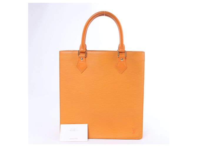 Louis Vuitton Sac Plat PM Epi Leather Handbag in Orange M5274H Arancione - vista 14