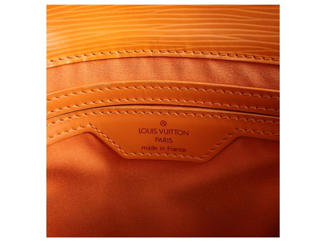 Louis Vuitton Sac Plat PM Epi Leather Handbag in Orange M5274H Arancione - vista 9