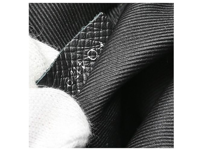 Louis Vuitton Outdoor BumBag Monogram Taigarama Nero - vista 5
