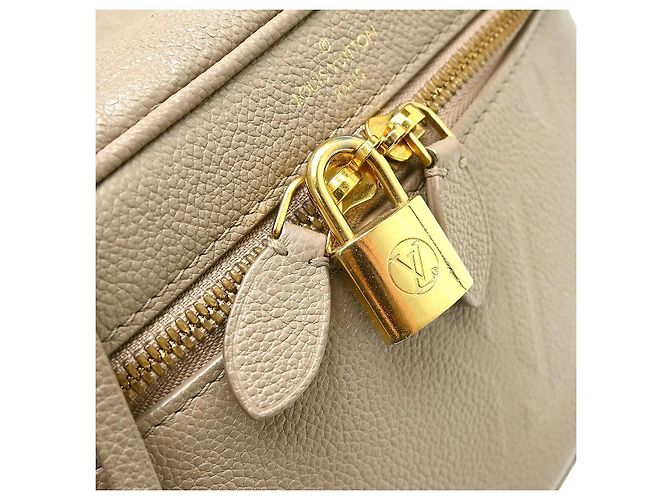 Louis Vuitton Vanity Monogram Empreinte Giant PM Beige - vista 7