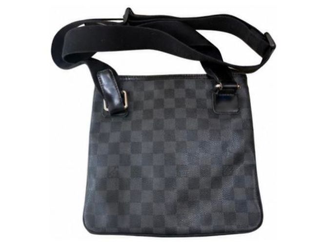 Louis Vuitton District Messenger Damier Infini Leather MM Nero - vista 2