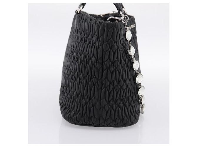Borsa Shopper Miu Miu Matelassé in Pelle Large Nero - vista 5