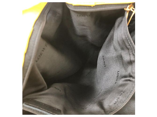 Borsa a mano in pelle gialla Loewe Giallo - vista 13