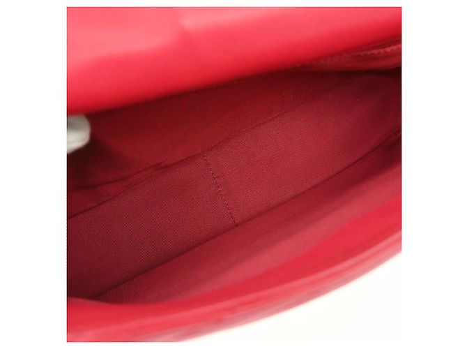 Chanel Surpique Chevron CC Flap Quilted Lambskin Medium Rosso - vista 6