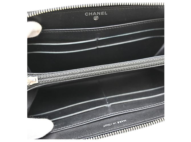 Organizador com fecho Chanel Quilted Caviar Large Preto - vista 3