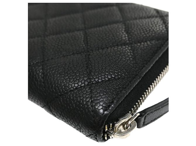 Organizador com fecho Chanel Quilted Caviar Large Preto - vista 6