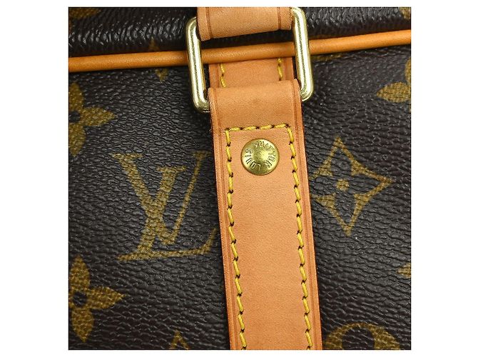 Louis Vuitton Porte-Documents Voyage Monogram MM Marrone - vista 7