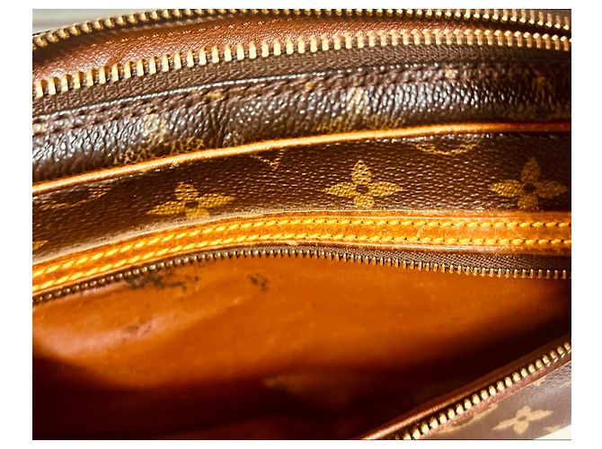 Pochette Louis Vuitton Monogramme Marrone - vista 11