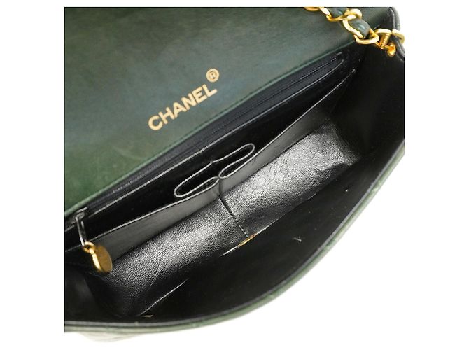 Borsa a tracolla Chanel Matelassé con catena Verde - vista 4