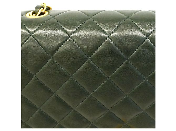 Borsa a tracolla Chanel Matelassé con catena Verde - vista 9