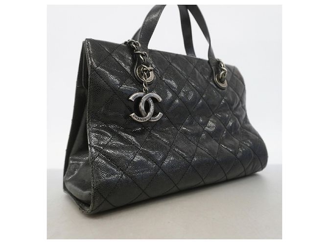 Borsa a tracolla con catena Chanel Matelassé Nero - vista 2