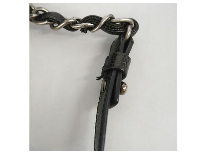 Borsa a tracolla con catena Chanel Matelassé Nero - vista 8