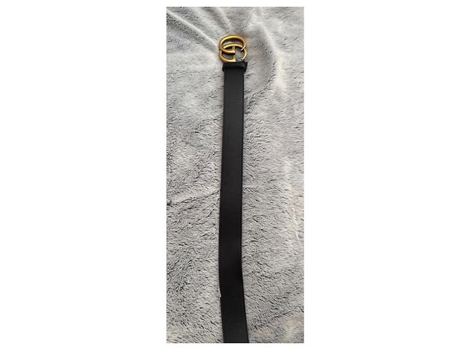 Gucci GG Marmont Gürtel aus schwarzem Leder - Ansicht 5