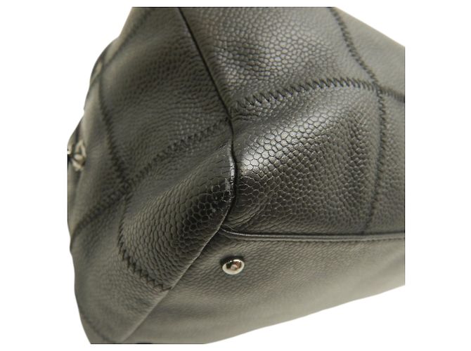 Bolsa de Ombro Chanel Chocolate Bar Caviar Preta Preto - vista 13