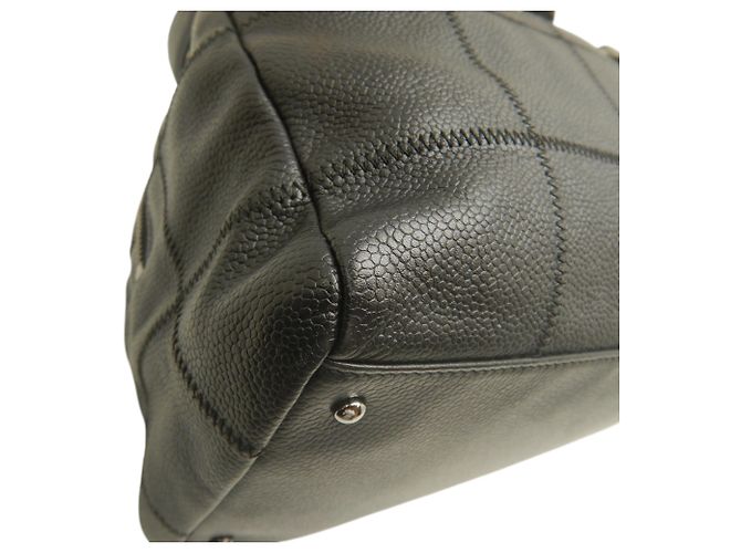Bolsa de Ombro Chanel Chocolate Bar Caviar Preta Preto - vista 14