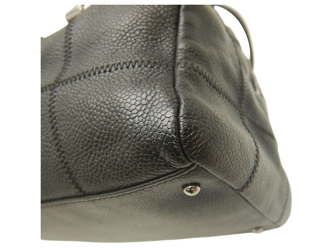 Bolsa de Ombro Chanel Chocolate Bar Caviar Preta Preto - vista 16