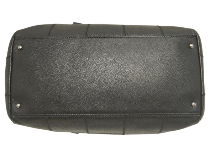 Bolsa de Ombro Chanel Chocolate Bar Caviar Preta Preto - vista 4