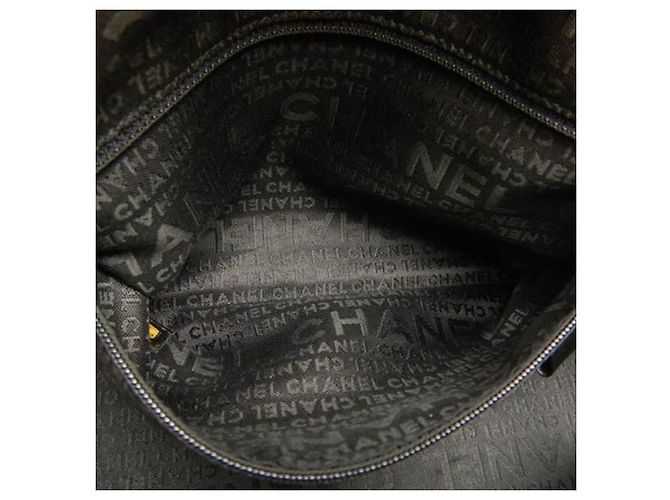 Bolsa de Ombro Chanel Chocolate Bar Caviar Preta Preto - vista 8
