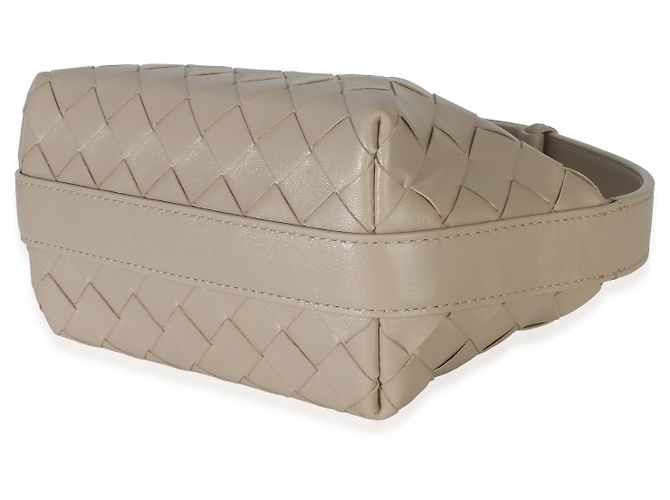 Bottega Veneta Mini Wallace Top Handle in Nappa Intrecciato Beige - vista 6