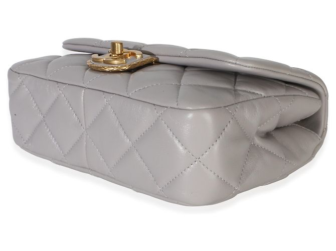 Gabrielle Chanel Mini Flap Bag aus grauem gestepptem Lammleder Braun - Ansicht 6