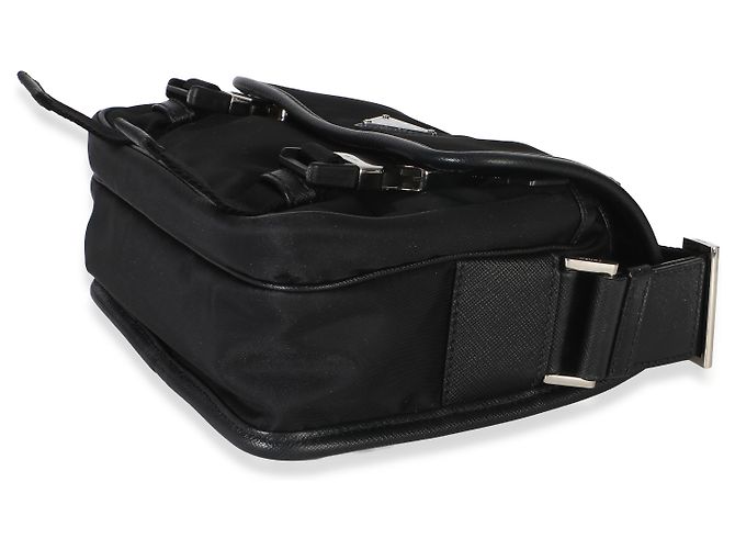 Bolsa Messenger Prada em Tessuto Saffiano preta com fivela dupla Preto - vista 6