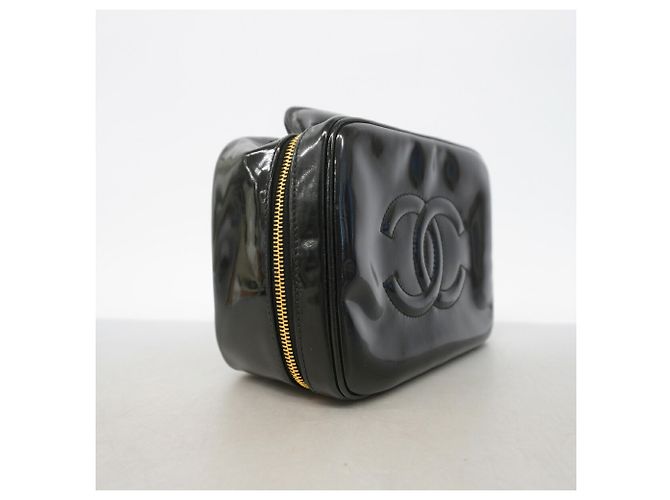 Borsa Vanity Chanel in pelle verniciata nera Nero - vista 2