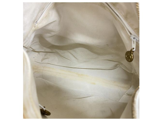Borsa a tracolla Chanel in pelle bianca Bianco - vista 4