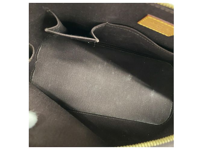 Borsa Louis Vuitton Alma GM Vernis Bordò - vista 4
