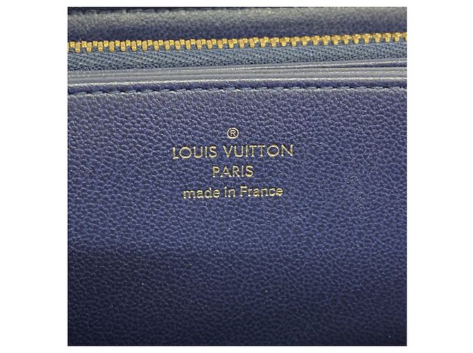 Carteira Louis Vuitton Monogram Coussin Zippy Rosa - vista 4