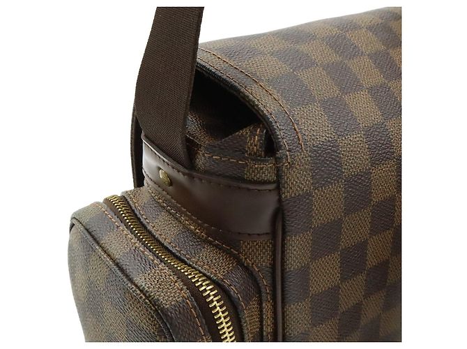 Borsa a tracolla Louis Vuitton Reporter Melville Damier Marrone - vista 4