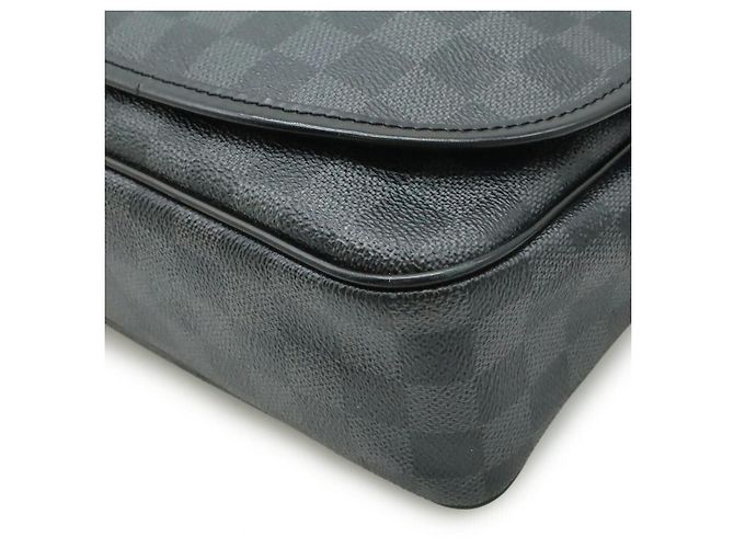 Borsa a tracolla Louis Vuitton Daniel MM Damier Graphite Nero Grigio - vista 3