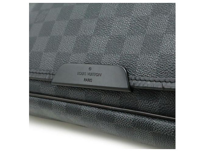 Borsa a tracolla Louis Vuitton Daniel MM Damier Graphite Nero Grigio - vista 8